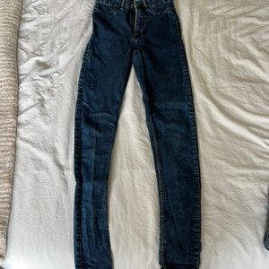 Acid Wash High Wasted Jeans